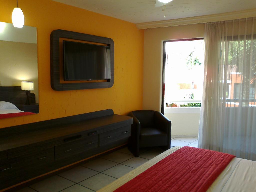 Hotel Real Del Sol Куернавака Екстериор снимка