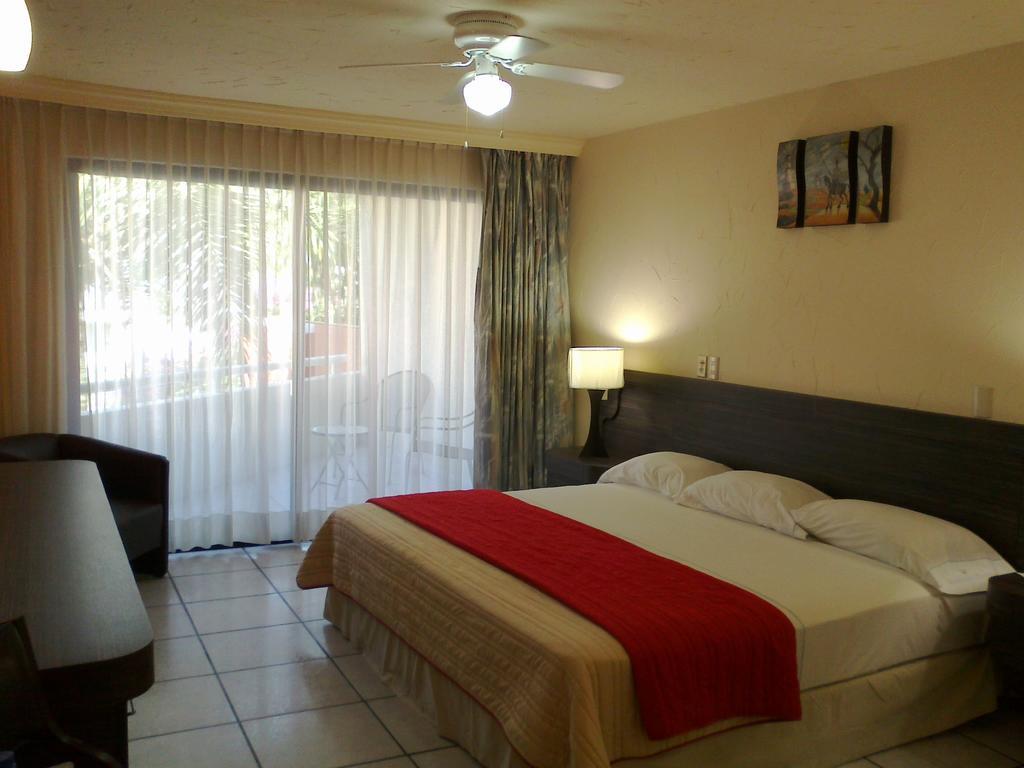 Hotel Real Del Sol Куернавака Екстериор снимка